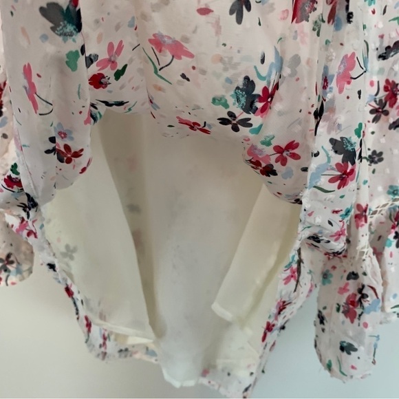 Matilda Jane Floral Flowy Top Size M - Picture 8 of 10